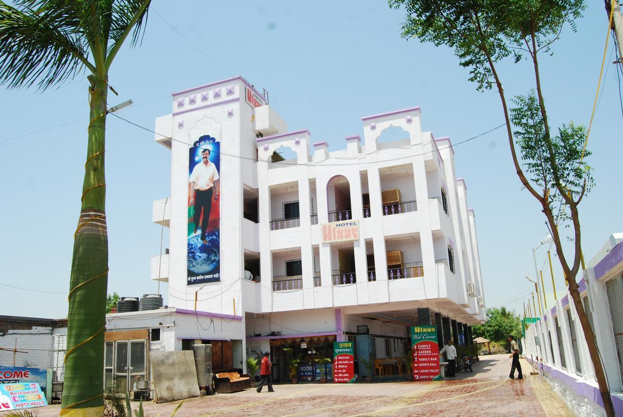 Hotel Utsav Shirdi Bagian luar foto